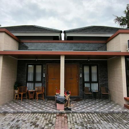 Premier Homestay Syariah Kalasan Bagian luar foto